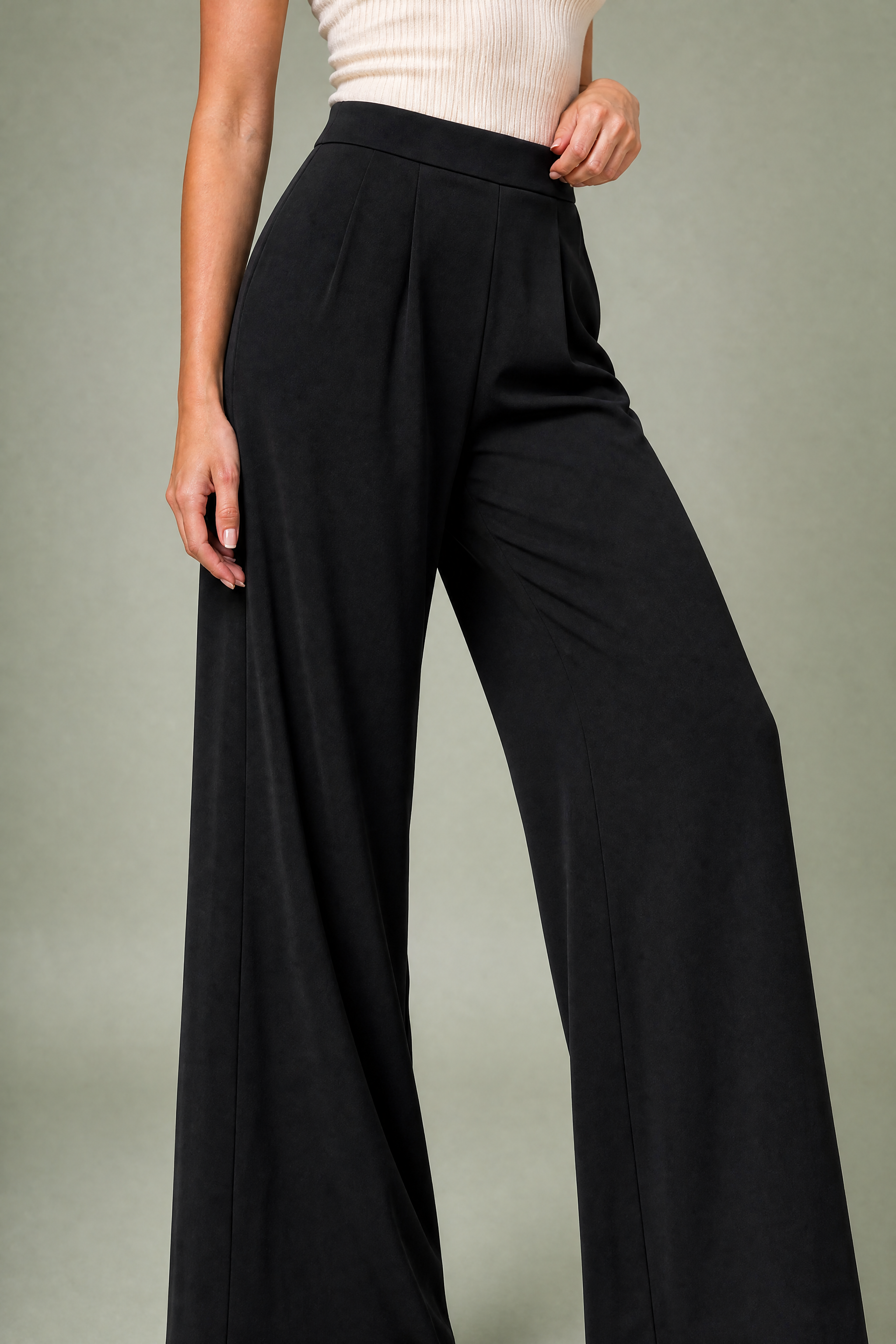 Pantalon large taille haute | Vue rapprochée | Lounelle Paris