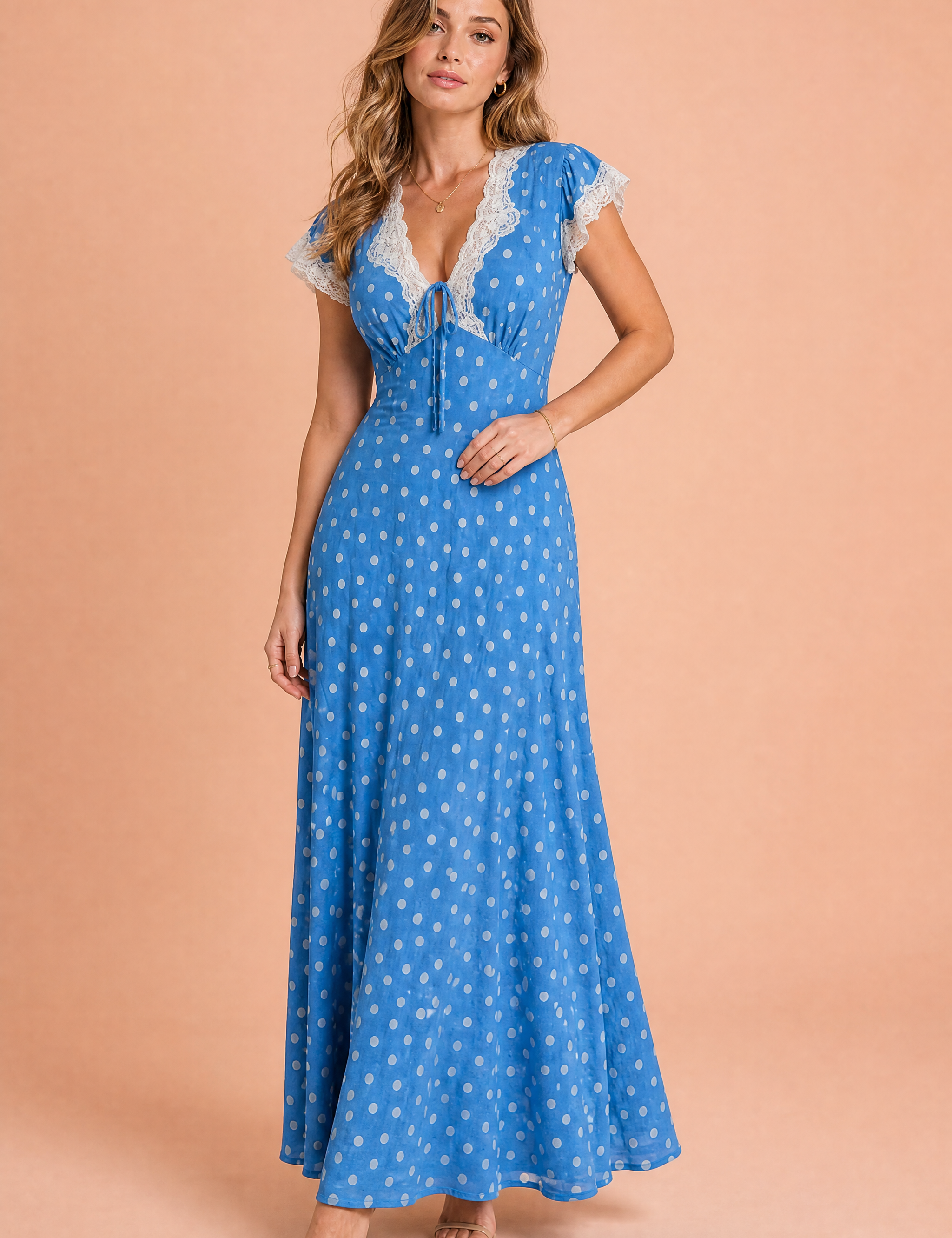 Robe longue bleue à pois col V | Vue de face | Lounelle Paris