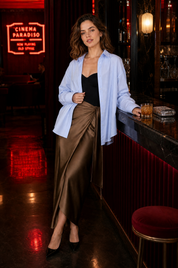 Chemise ample bleue à rayures | Deuxième photo lifestyle | Lounelle Paris