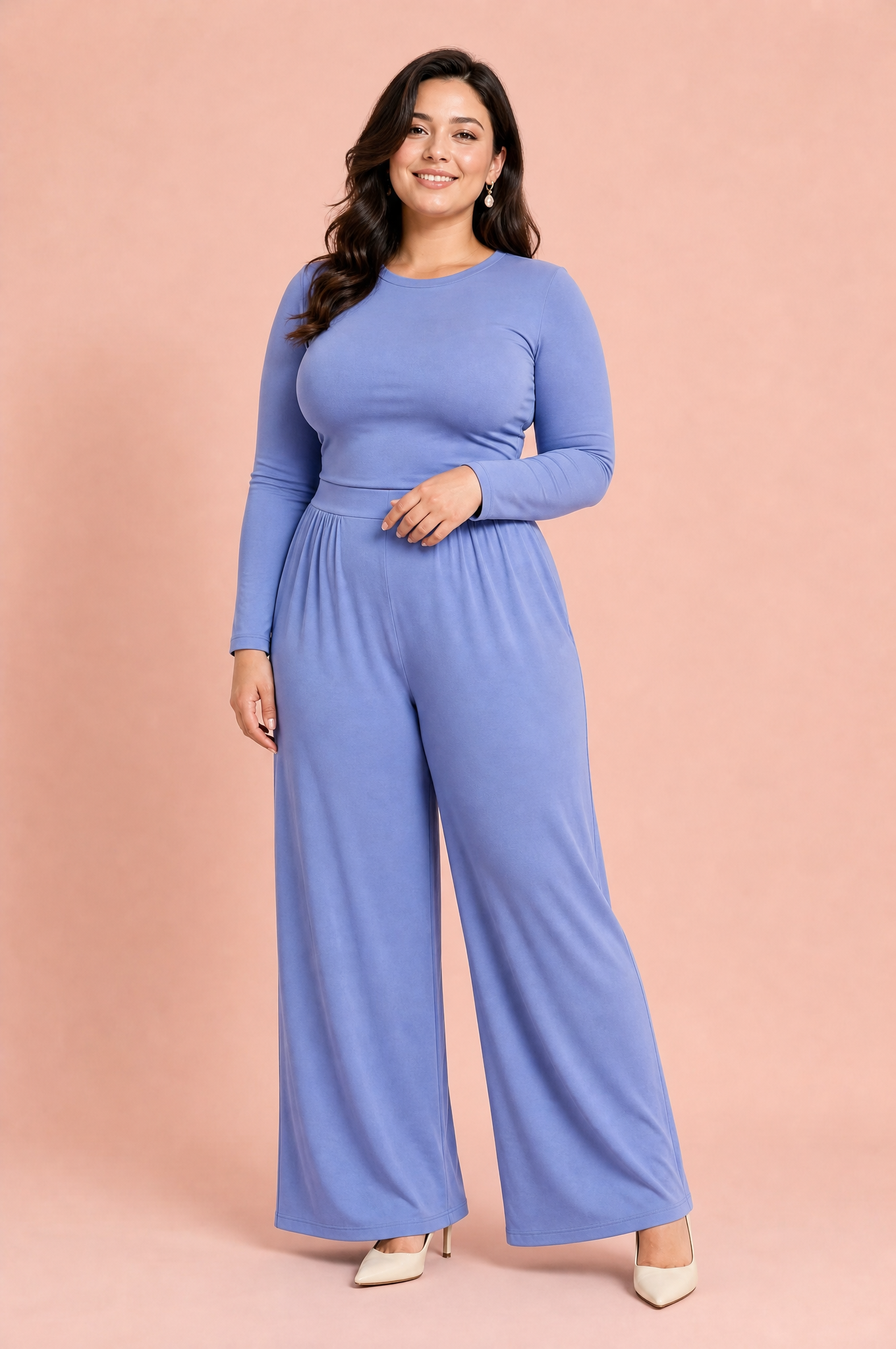 Ensemble bleu col rond taille marquée | Porté sur une silhouette plus ronde | Lounelle Paris