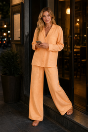 Ensemble trois pièces ample en lin | Variante Orange - Lifestyle | Lounelle Paris