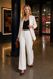 Pantalon large ceinturé taille mi-haute | Deuxième photo lifestyle | Lounelle Paris