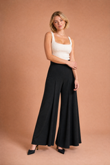 Pantaloni larghi fluidi a vita alta