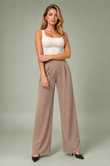 Pantaloni larghi a vita alta