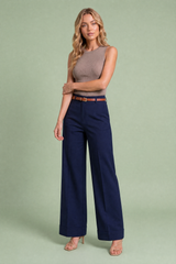 Pantaloni ampi a vita media con cintura
