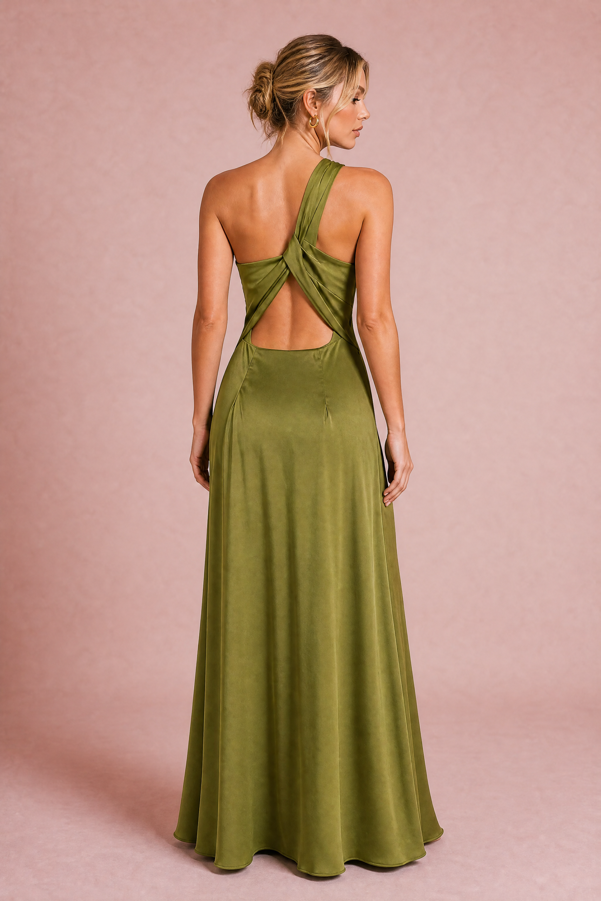 Robe vert olive asymétrique dos nu | Vue de dos | Lounelle Paris