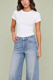 Jean bleu taille mi-haute coupe ample | Vue rapprochée | Lounelle Paris