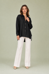 Camicia ampia con linee scintillanti