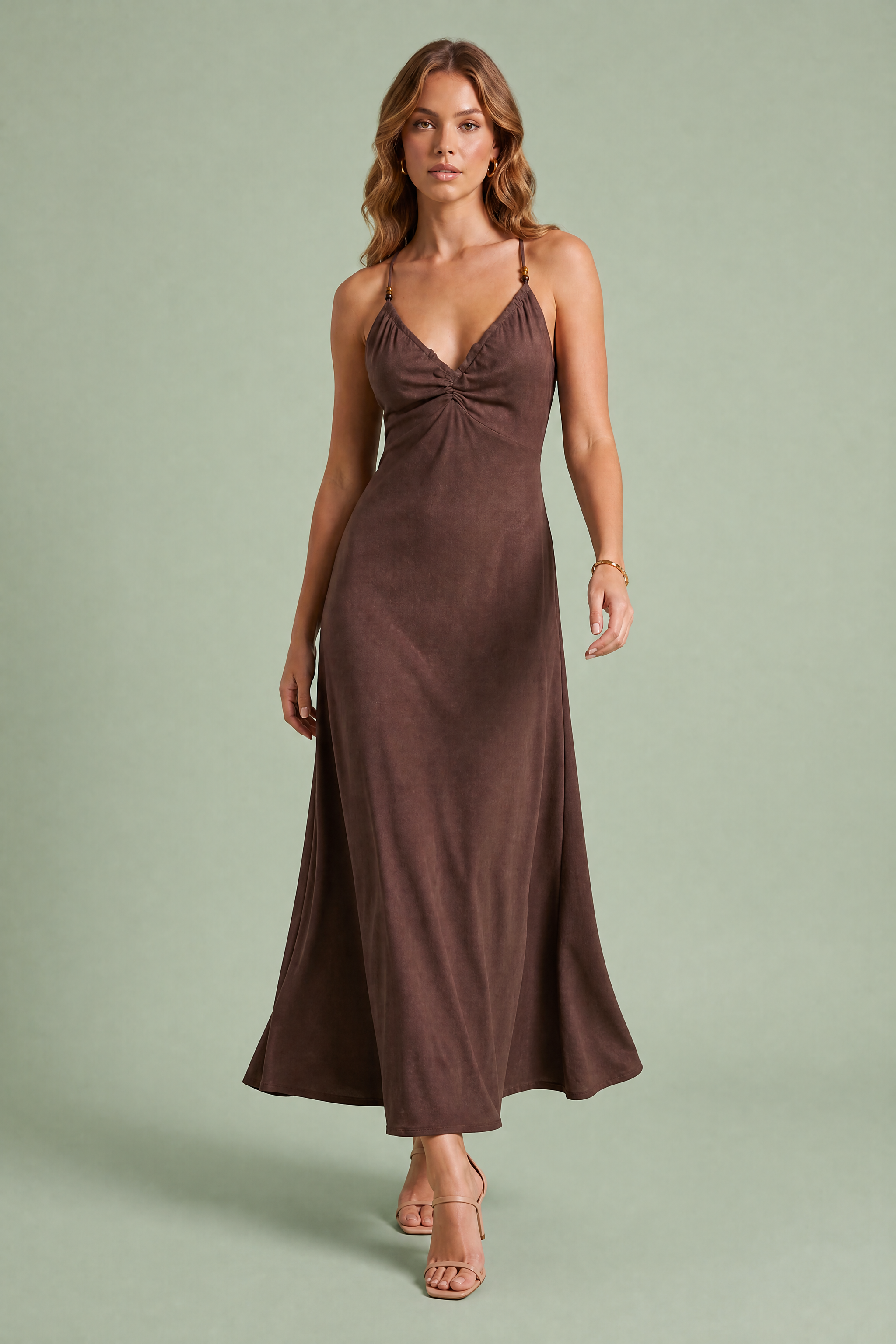 Robe longue marron bretelles croisées | Vue en mouvement | Lounelle Paris