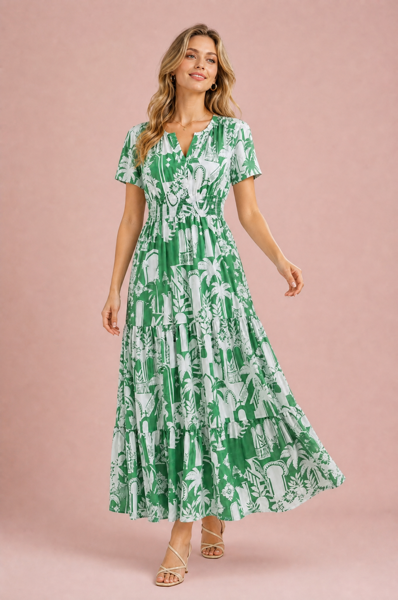 Robe longue verte imprimée col V | Vue en mouvement | Lounelle Paris