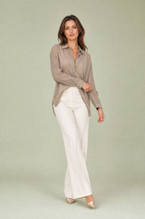 Camicia ampia con linee scintillanti