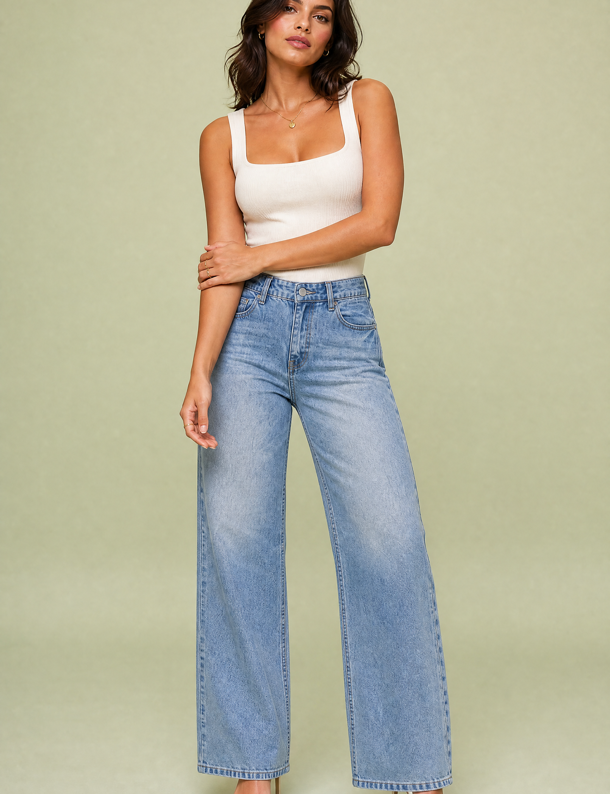 Jean large bleu clair taille mi-haute | Vue de face | Lounelle Paris