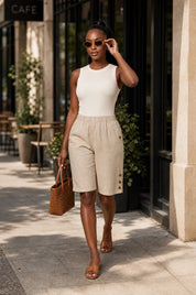 Bermuda droit taille haute | Photo lifestyle | Lounelle Paris
