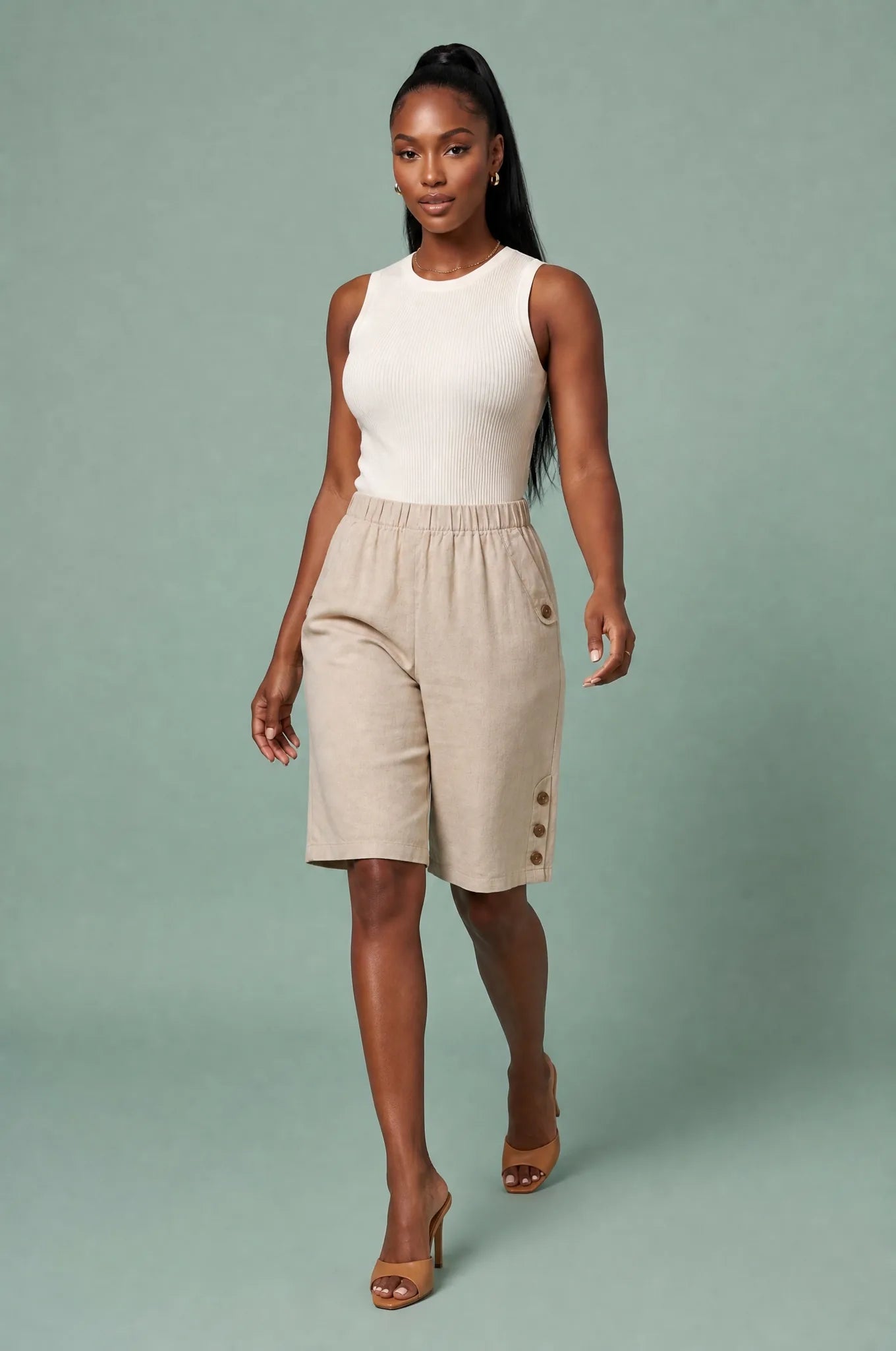 Bermuda droit taille haute | Vue en mouvement | Lounelle Paris
