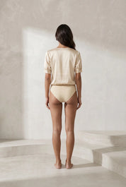 Body champagne satiné col perlé | Lounelle Paris