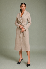 Cappotto lungo con collo a scialle cinturato