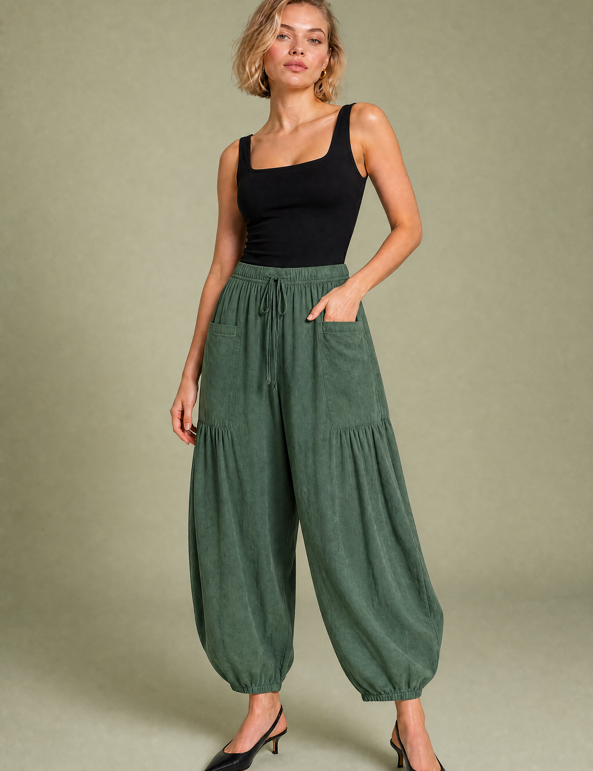 Pantalon large taille haute plissé | Variante Vert | Lounelle Paris
