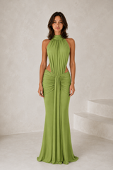 Abito lungo aderente con collo alto