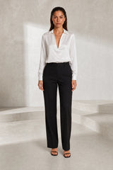 Camicia fluida con scollo a V