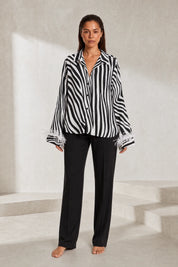 Chemise noire imprimé zébré à plumes | Lounelle Paris