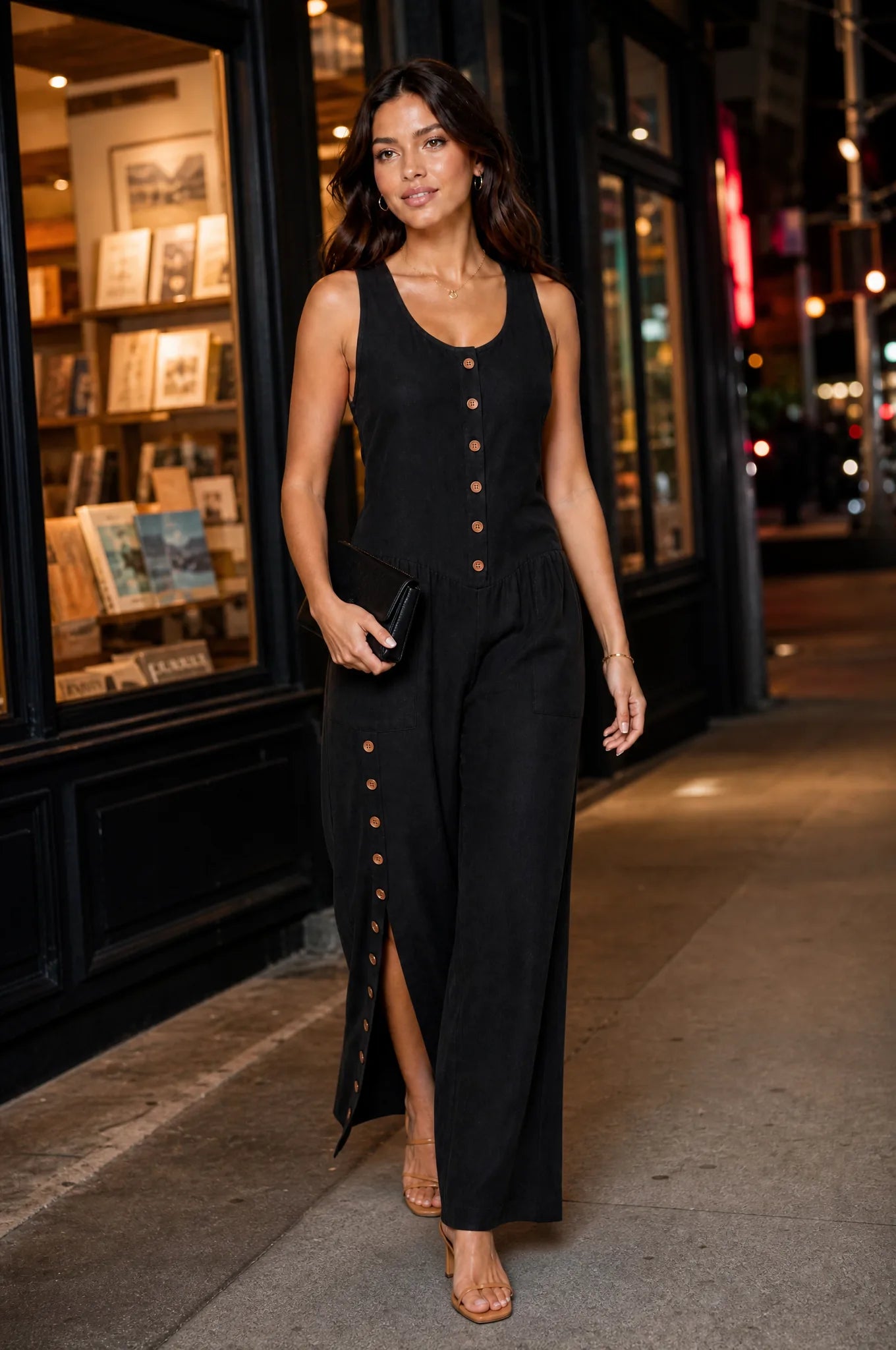 Combinaison sans manches boutonnée devant | Variante Noir - Lifestyle | Lounelle Paris