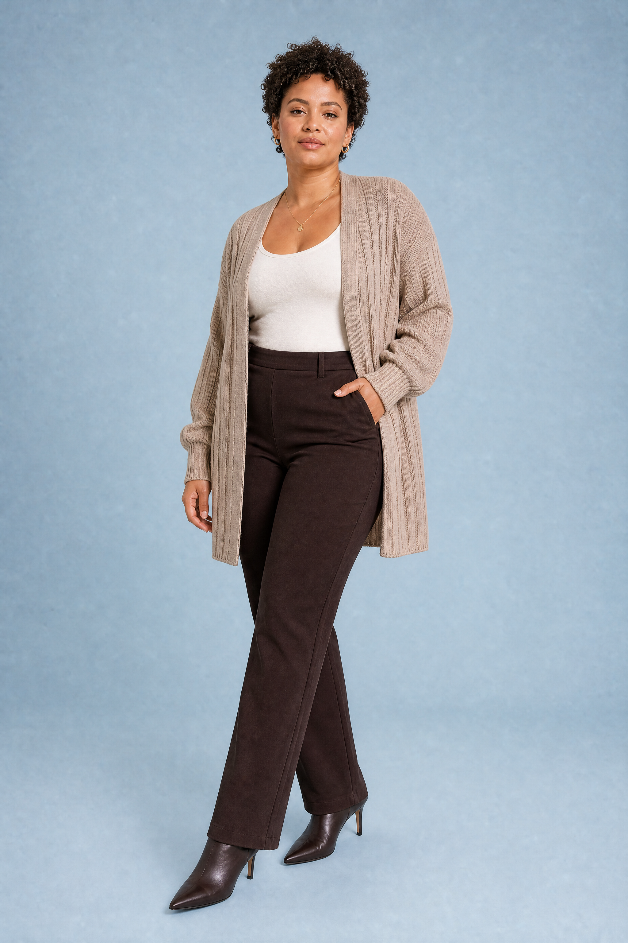 Gilet long beige manches bouffantes | Porté sur une autre silhouette | Lounelle Paris