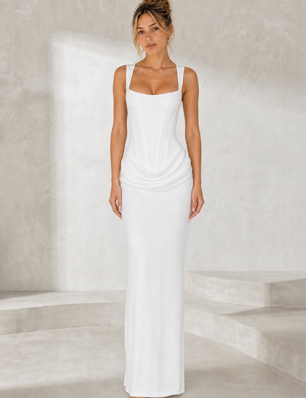Robe longue encolure carrée drapée variante blanc