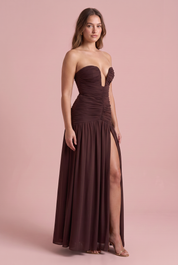 Robe longue bustier fente haute porté sur morphologie réelle 2