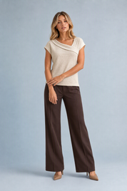T-shirt beige col asymétrique drapé | Variante Beige | Lounelle Paris