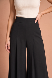 Pantalon large taille haute fluide | Vue rapprochée | Lounelle Paris