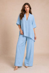 Completo pantalone ampio scollo a V