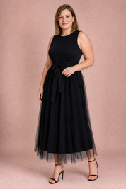Robe longue noire tulle taille nouée | Porté sur une autre silhouette | Lounelle Paris