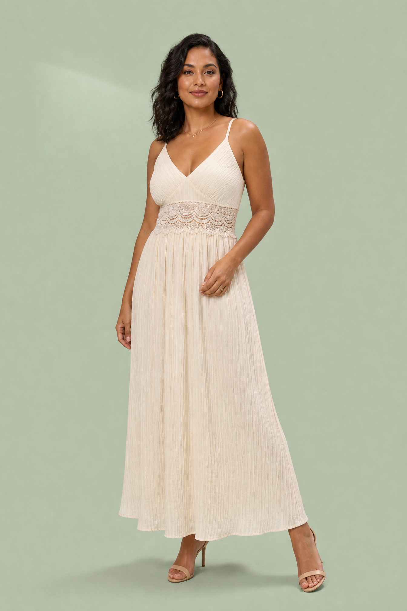 Robe longue abricot col halter dos nu | Porté sur une autre silhouette | Lounelle Paris