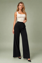 Pantaloni larghi a vita alta
