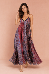 Vestito lungo stampato con bretelline sottili