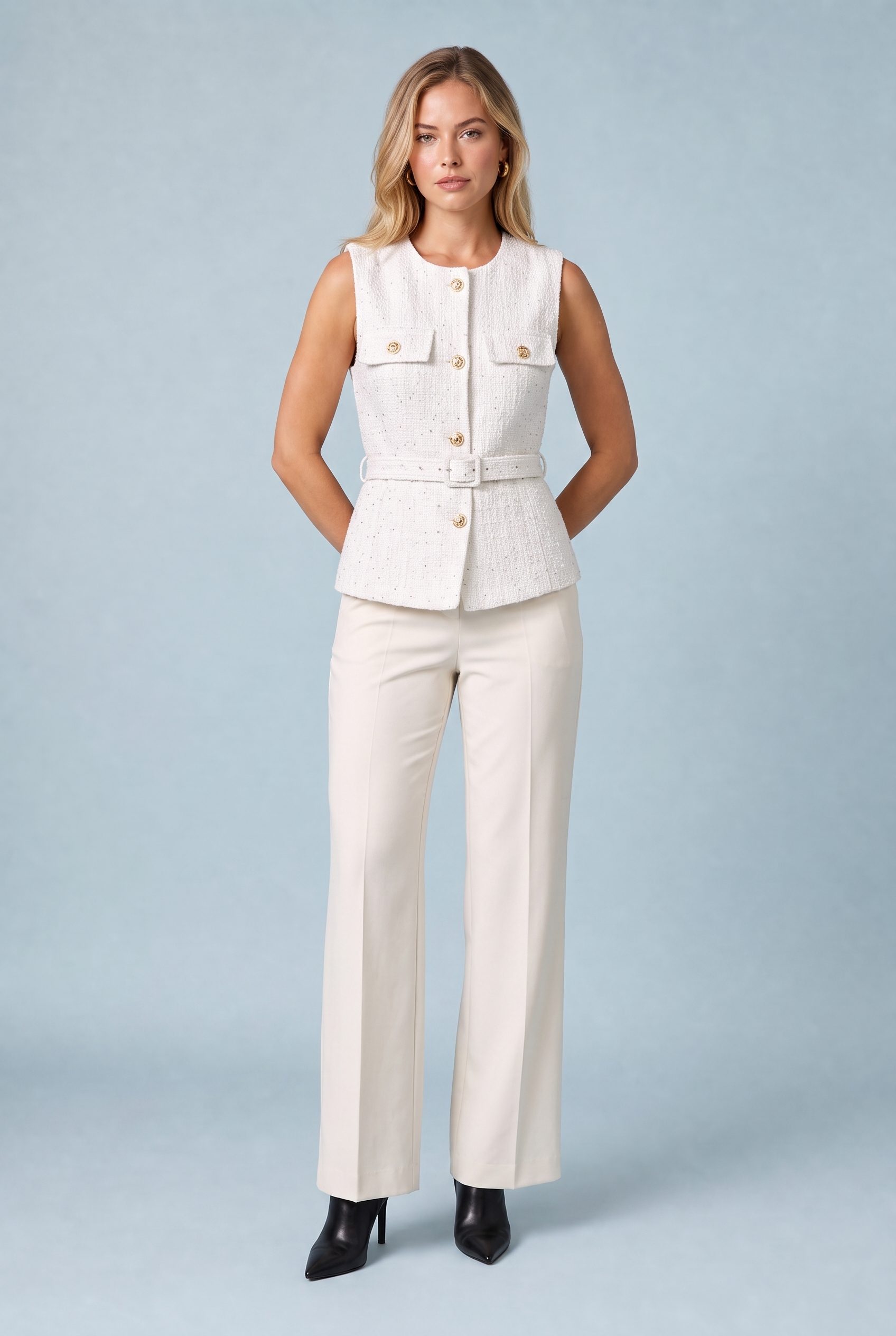 Gilet sans manches tweed ceinturé | Variante Blanc | Lounelle Paris