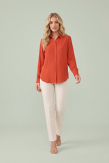 Camicia fluida con colletto classico