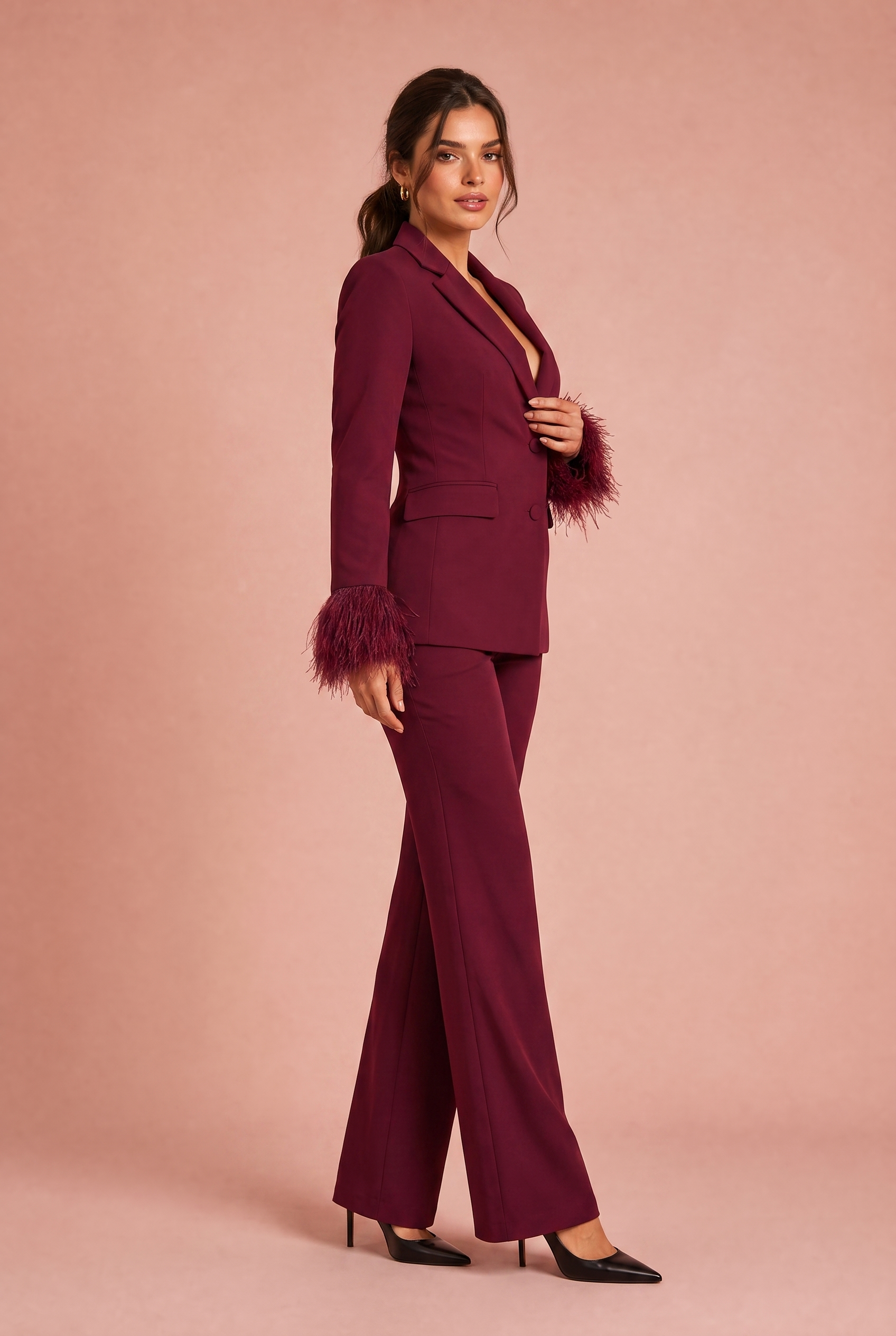 Ensemble tailleur manches plume | Vue de profil | Lounelle Paris