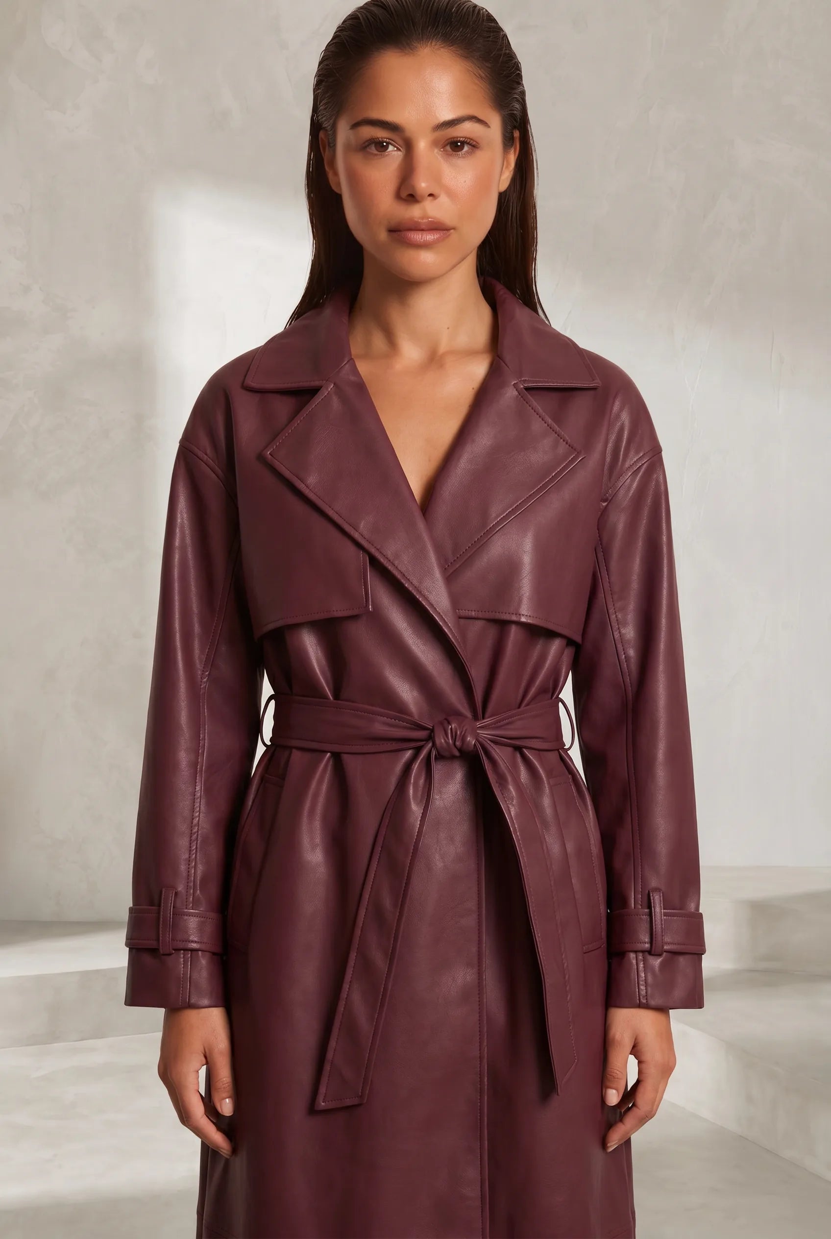 Manteau long effet cuir ceinturé | Lounelle Paris