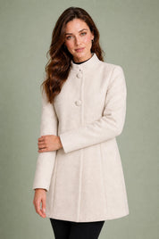 Manteau mi-long à col montant | Vue rapprochée | Lounelle Paris