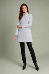 Cappotto midi con collo alto