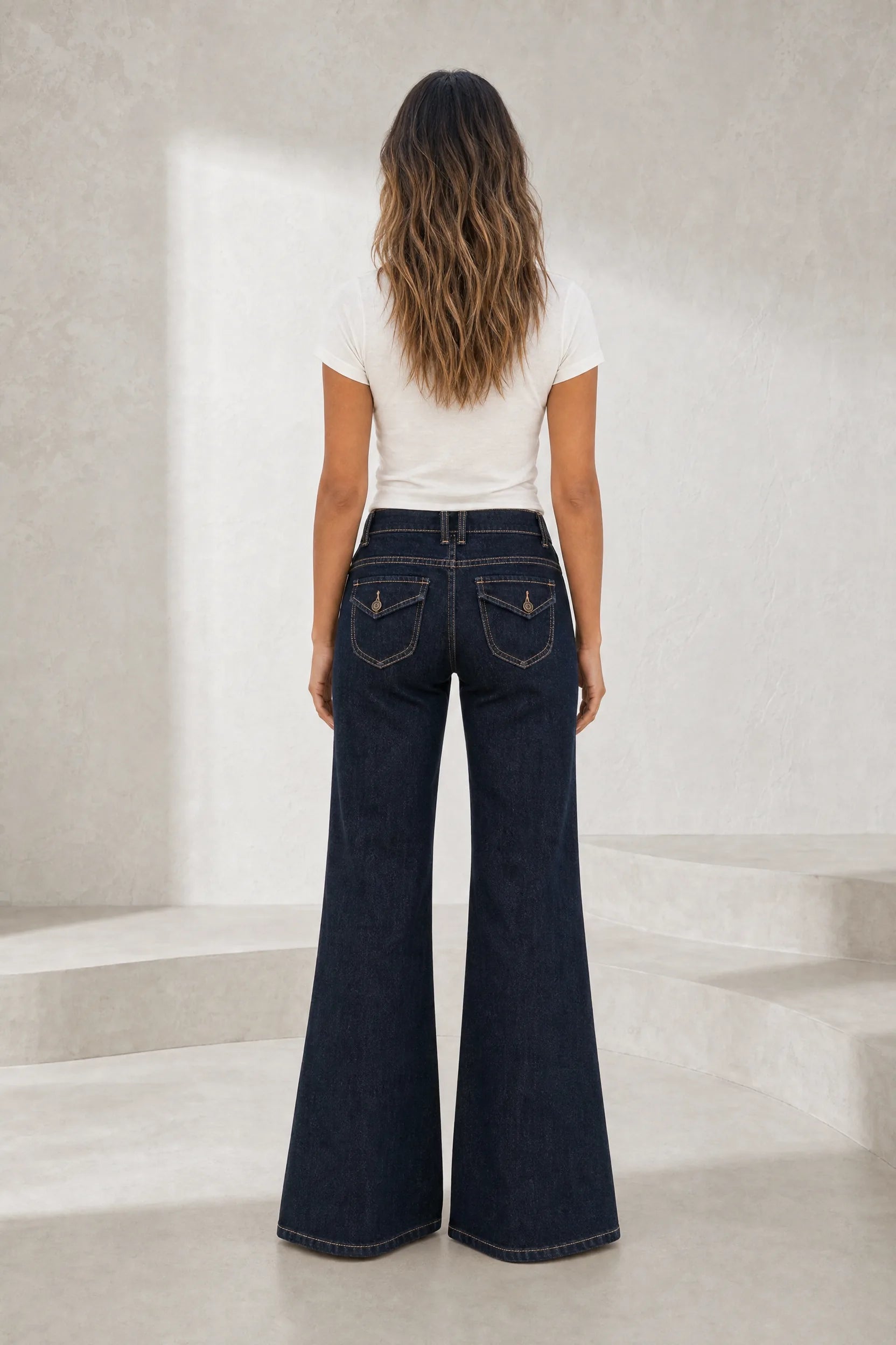 Pantalon bleu foncé évasé taille mi-haute | Lounelle Paris
