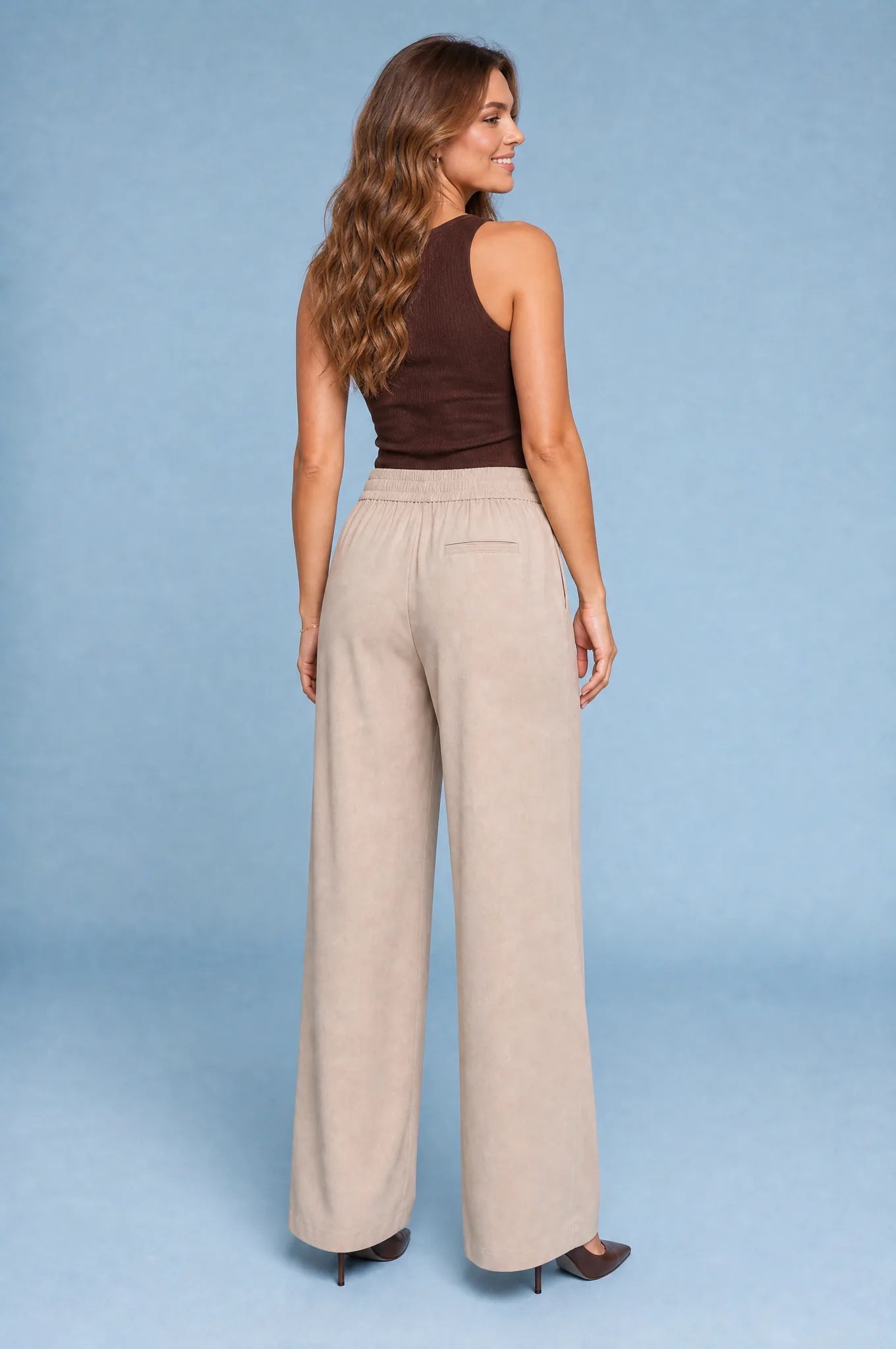 Pantalon droit coupe ample | Vue de dos | Lounelle Paris