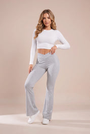 Pantalon gris taille en V évasé | Vue de face | Lounelle Paris