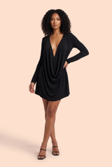 Miniabito nero in mesh con scollo drappeggiato