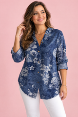 Camicia blu con stampa geometrica e abbottonatura frontale