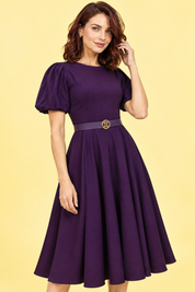 Robe midi violette à col montant et manches bouffantes | Vue rapprochée | Lounelle Paris