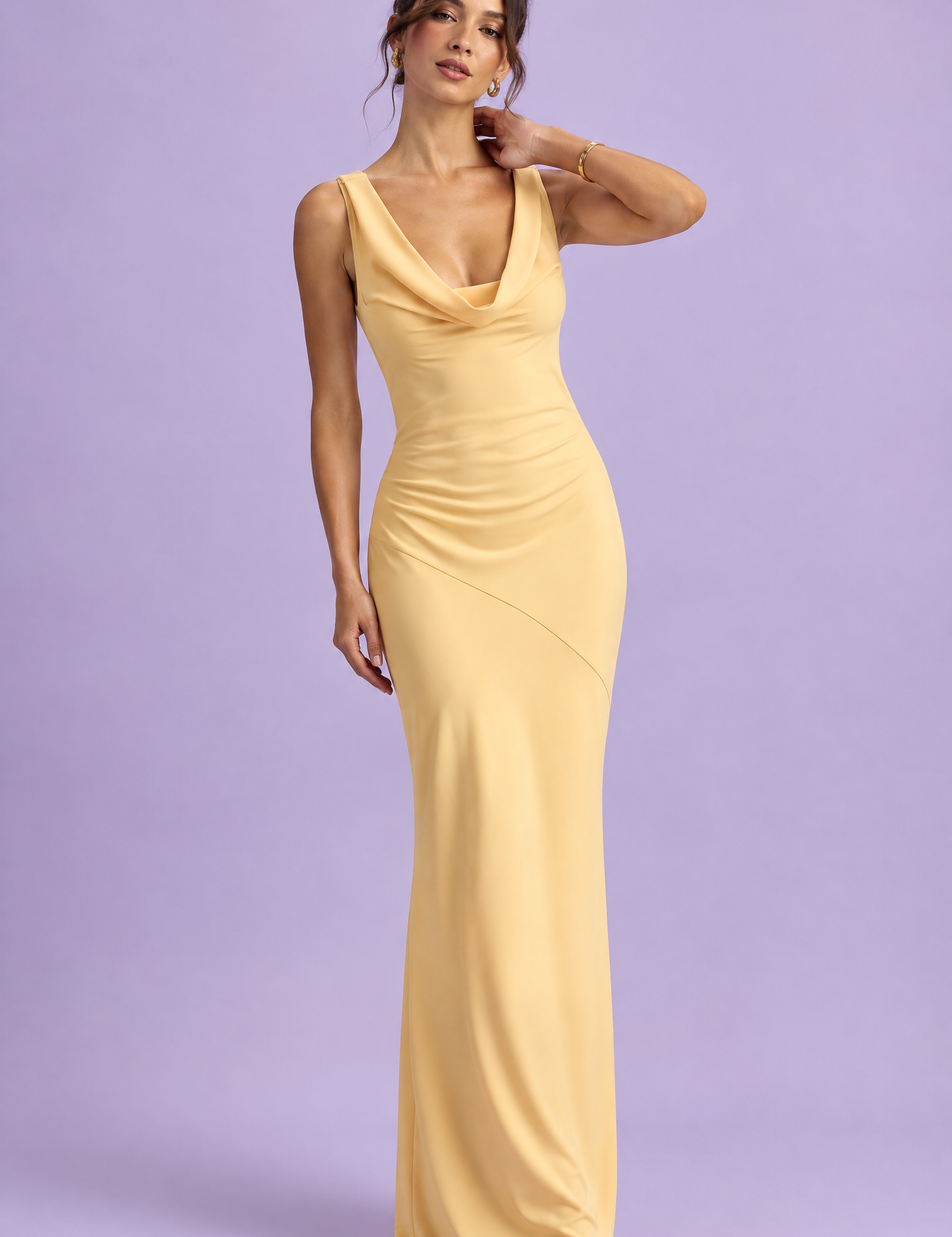 Robe longue asymétrique torsadée jaune | Vue de face | Lounelle Paris