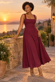Robe midi bordeaux à fines bretelles et ourlet ample | Deuxième photo lifestyle | Lounelle Paris