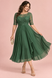 Robe en mousseline à corsage brodé vert forêt | Porté sur une autre silhouette | Lounelle Paris